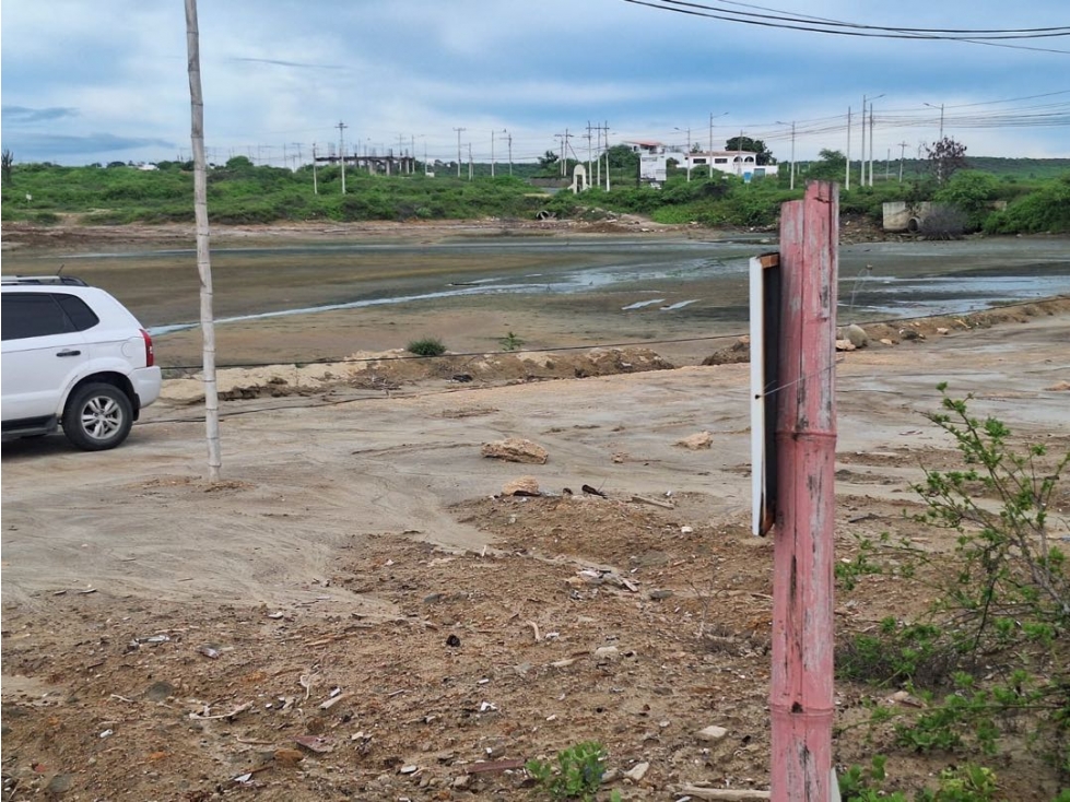 Vendo Terreno Frente a brazo del Mar 250m2 Punta Blanca — foto 6