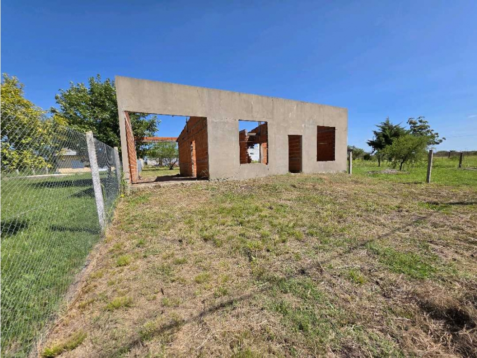 Vendo Terreno Con Construcción en San Justo, Entre Ríos - 2