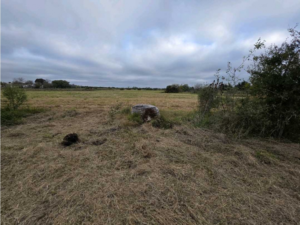 Vendo Terreno de 250 m2 en Caseros, Entre Ríos. - 2