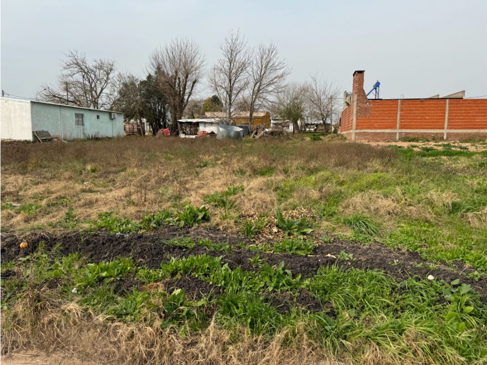Vendo Terreno de 300 m2 en Caseros, Entre Ríos. - 3