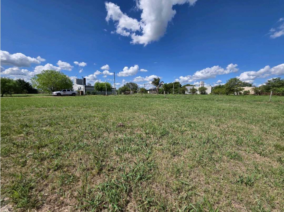 Vendo Terreno de 1000 m2 en Concepción del Uruguay, Entre Ríos. - 1