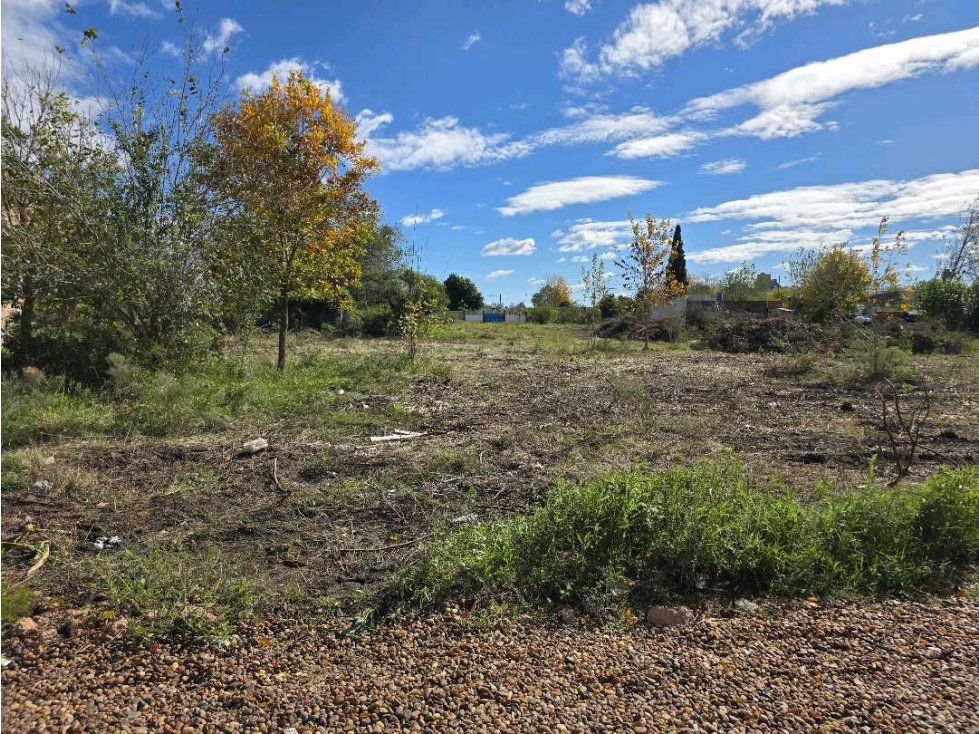 Vendo Terreno de 365 m2 en Concepción del Uruguay, Entre Ríos. - 2