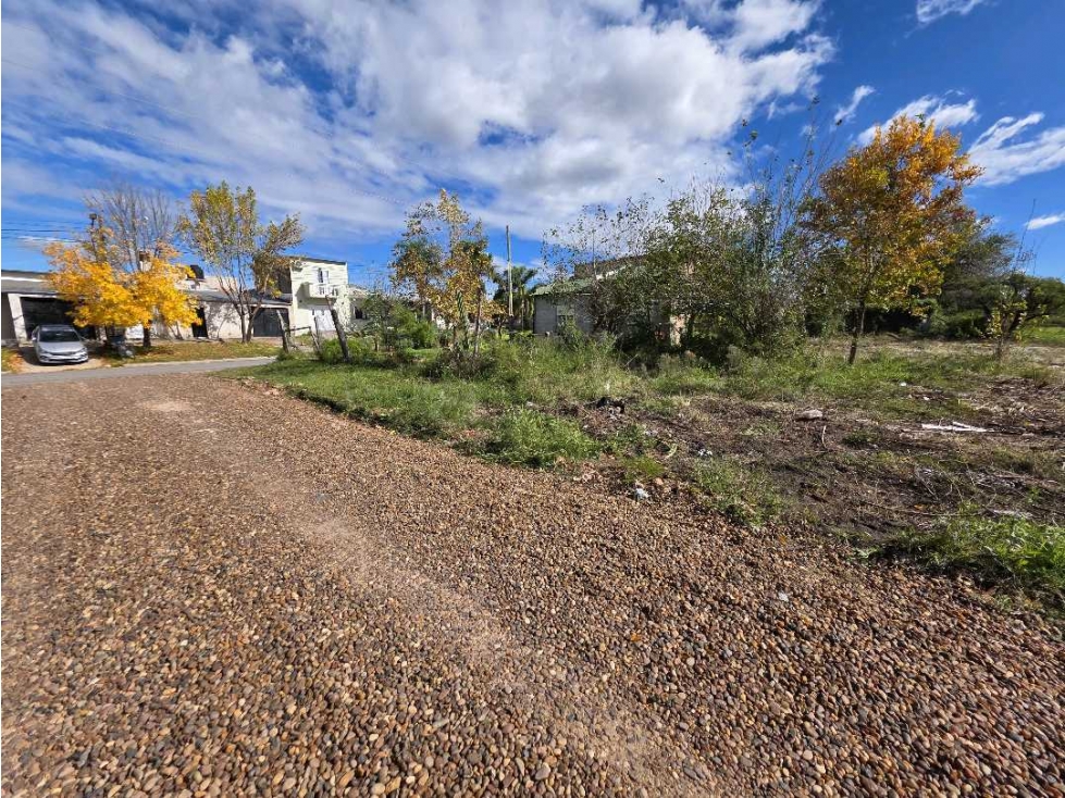 Vendo Terreno de 365 m2 en Concepción del Uruguay, Entre Ríos. - 4