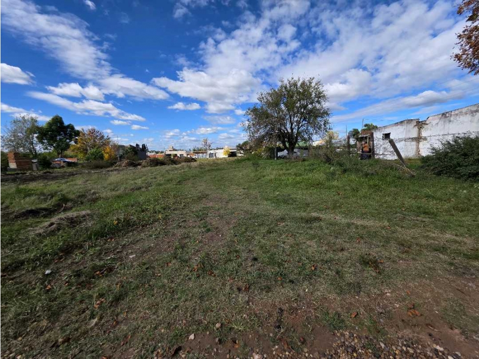 Vendo Terreno de 365 m2 en Concepción del Uruguay, Entre Ríos. - 3