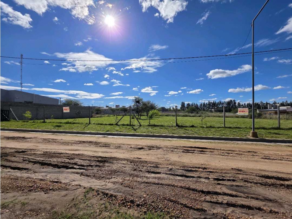Vendo Terreno de 503 m2 en Concepción del Uruguay Entre Ríos - 1