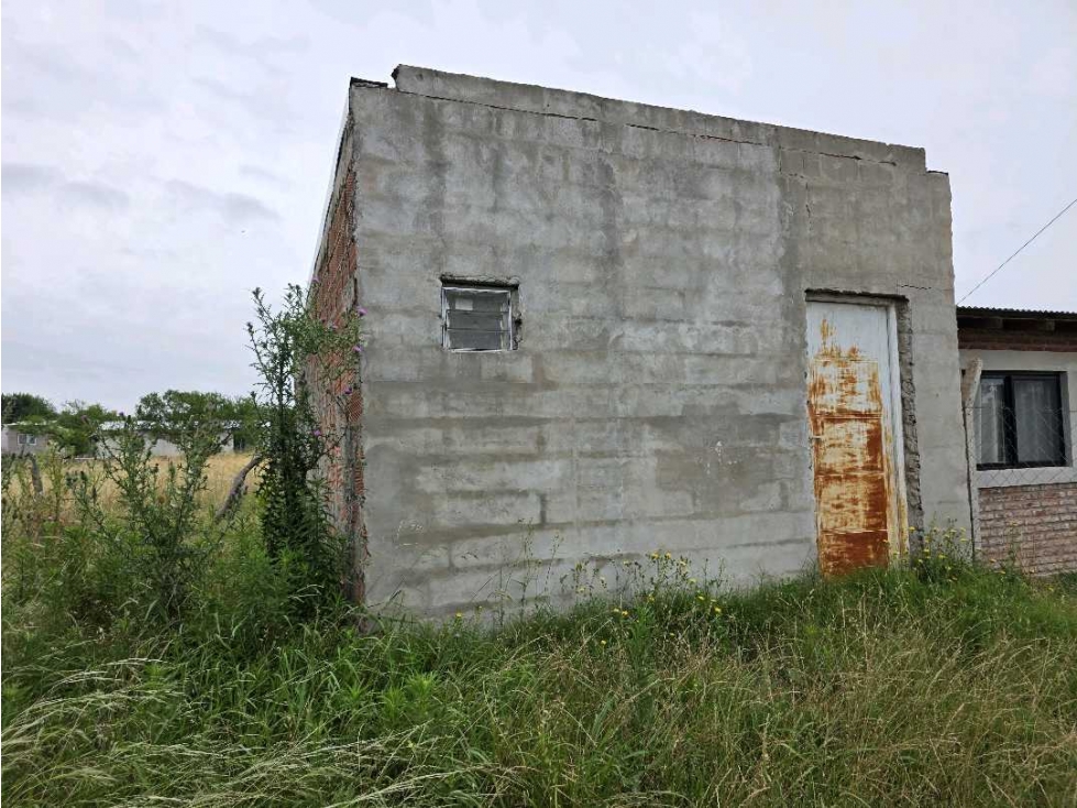 Vendo Casa en Terreno de 800 m2 en Colonia Elia, Entre Ríos. — foto 2