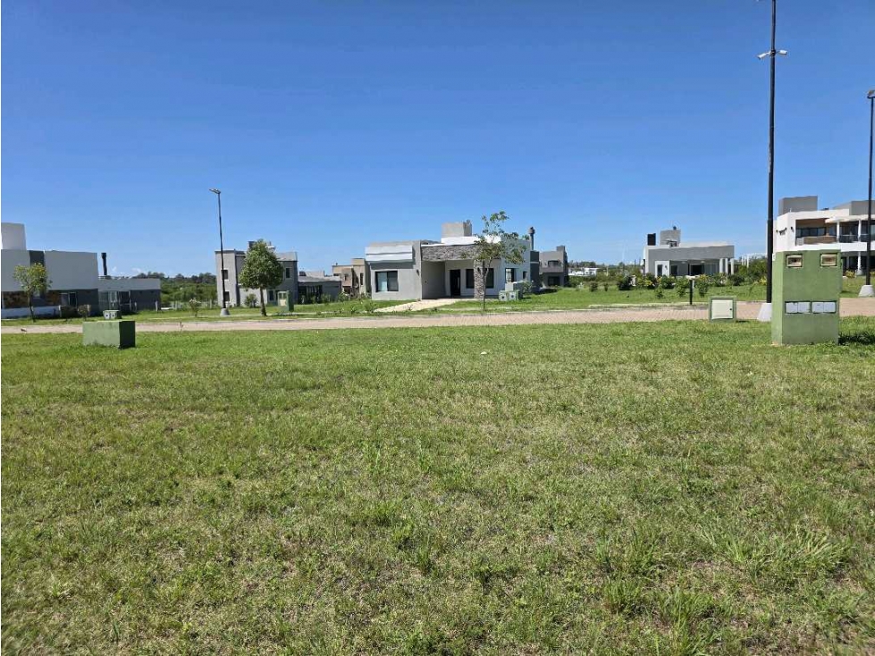 Vendo Terreno de 480m2 en Las Acacias, C. del Uruguay, Entre Ríos. - 4