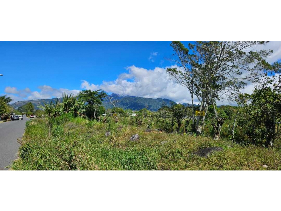 VENDO TERRENO EN VOLCÁN 2000 M2 - 3