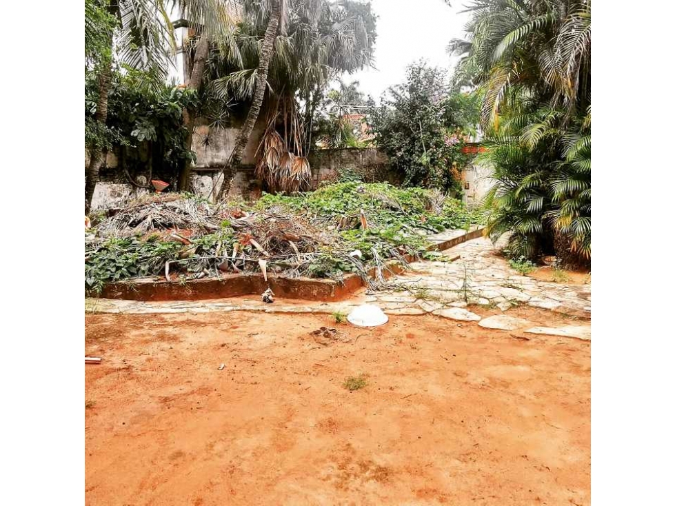 Terreno en venta: Excelente ubicación y alto potencial para desarrollo - 4