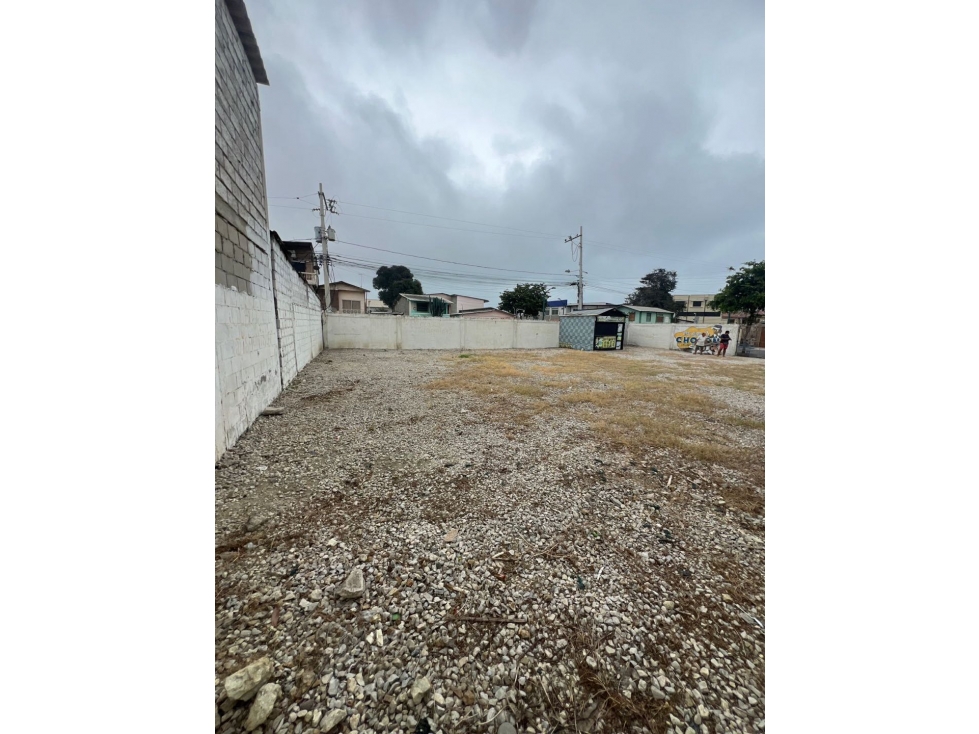 Vendo Terreno Esquinero 503m2 - 3