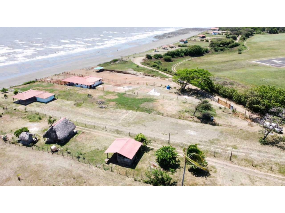 VENDO TERRENO FRENTE AL MAR - 2