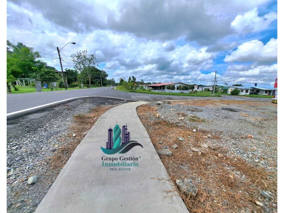 VENDO UN LOTE COMERCIAL.DE 1356MTS TIJERAS - 4