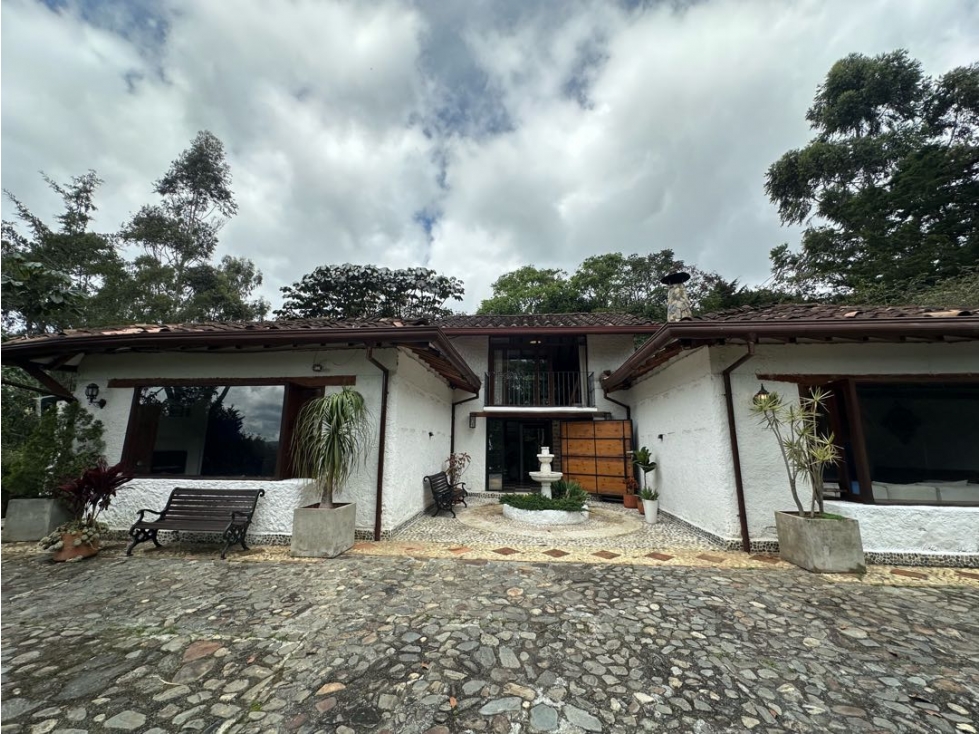 Vendo y Arriendo Casa en El Retiro, Vereda Los Salados. — foto 2