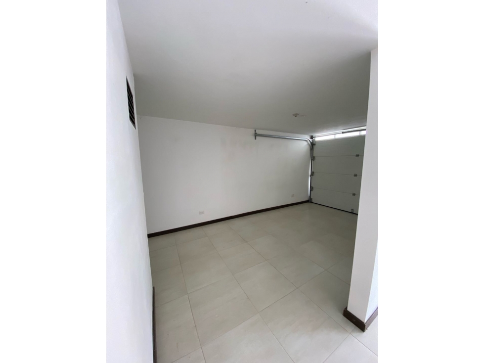 VENDO Y ARRIENDO HERMOSA CASA UBICADA EN LA CEJA ANTIOQUIA — foto 5