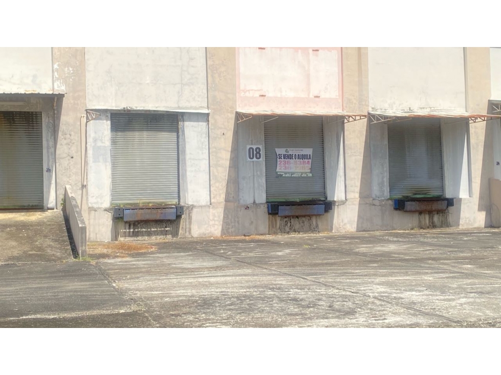 VENDO/ALQUILO BODEGAS 1.063 m2 PARQUE INDUSTRIAL DE LAS AMÉRICAS - 6
