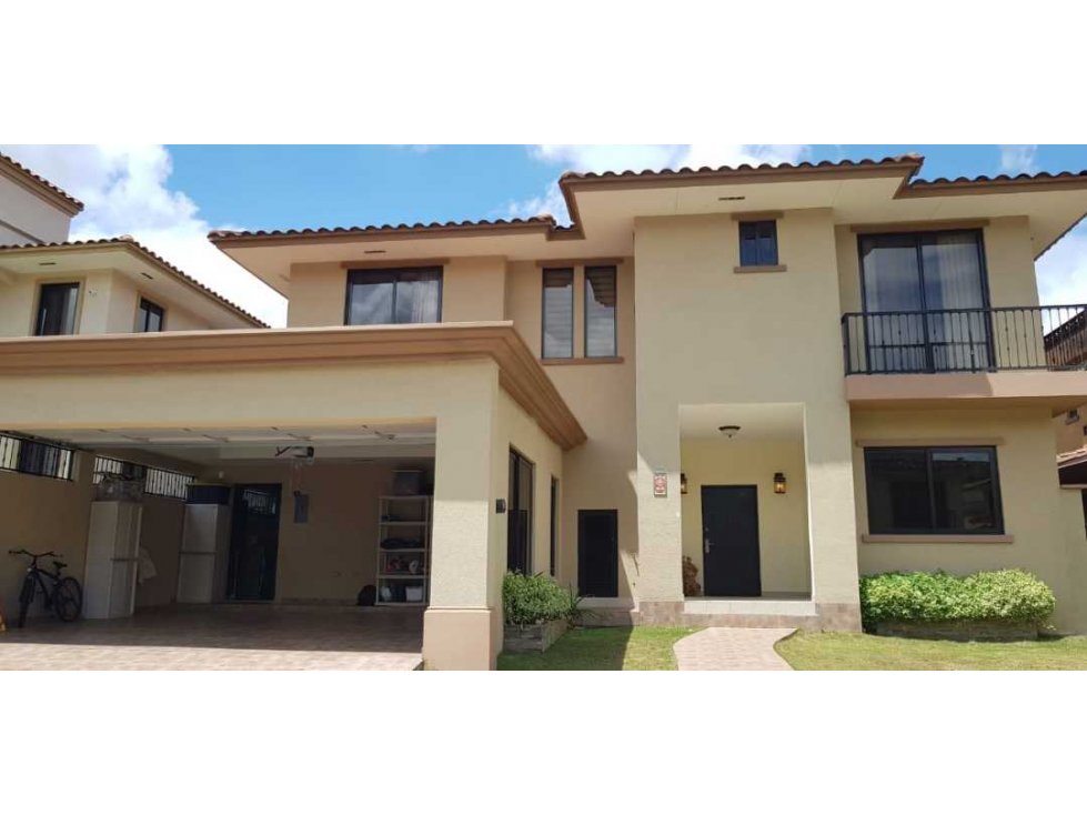 VENDO CASA EN CLAYTON EMBASSY 4 REC REMODELADA MLD — foto 2