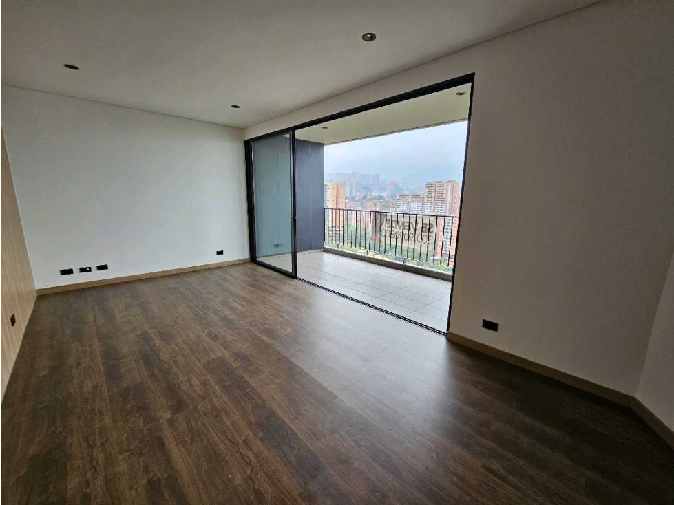 VENDO/APTO/ESMERALDAL — foto 3