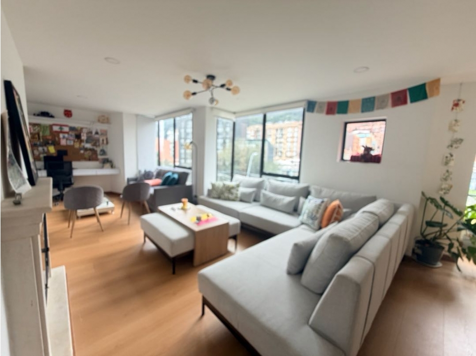 VENDO/ARRIENDO APARTAMENTO AMOBLADO EXTERIOR EN SANTA BÁRBARA CENTRAL — foto 4