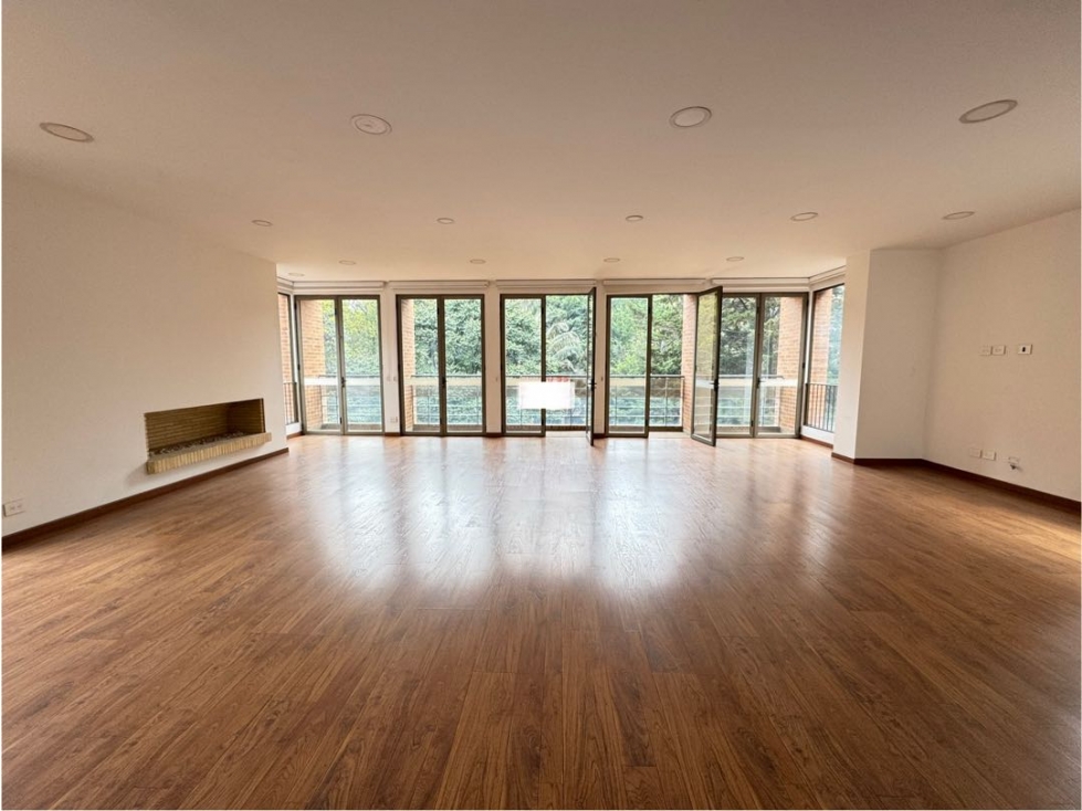 Vendo-arriendo apto frente a parque con vista verde en la cabrera