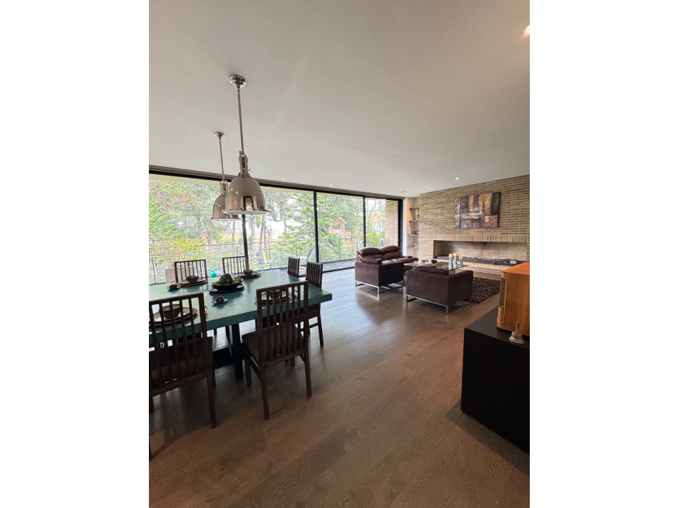 Vendo-Arriendo exclusiva casa Santa Bárbara Alta Club house.
