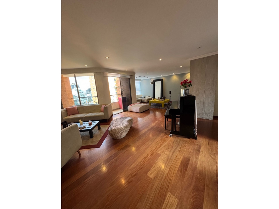 Vendo-arriendo opción amoblado apto con terraza y club.H Santa Barbar — foto 4