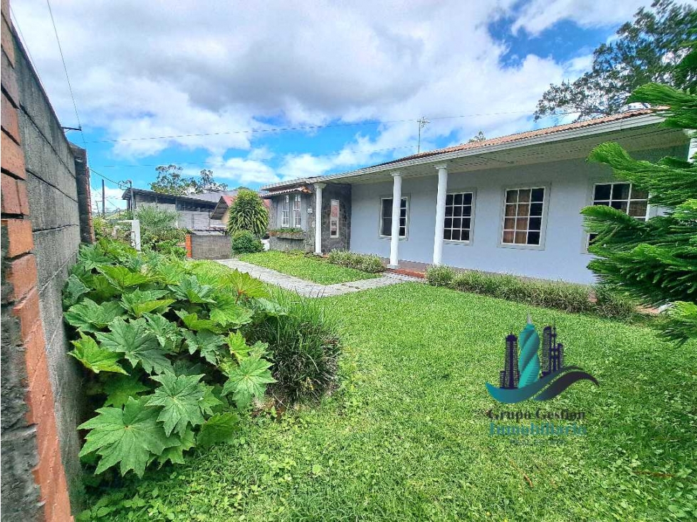 VENDO.CASA COMERCIAL.BAJO.BOQUETE