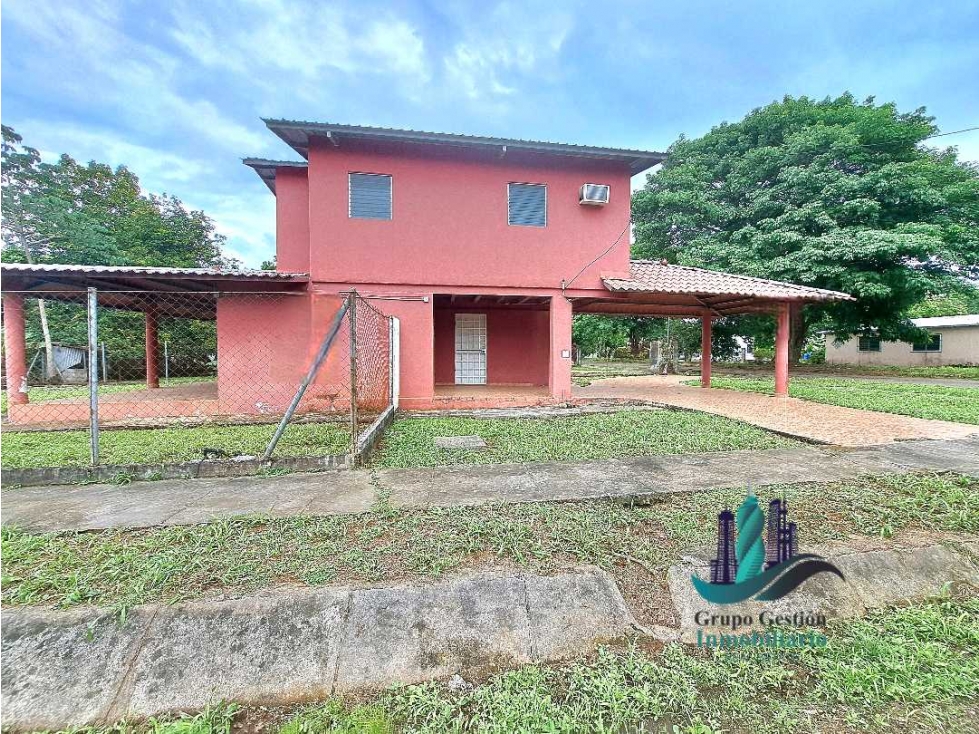 VENDO.CASA DE DOS PISOS.VIA QUEREVALO DAVID