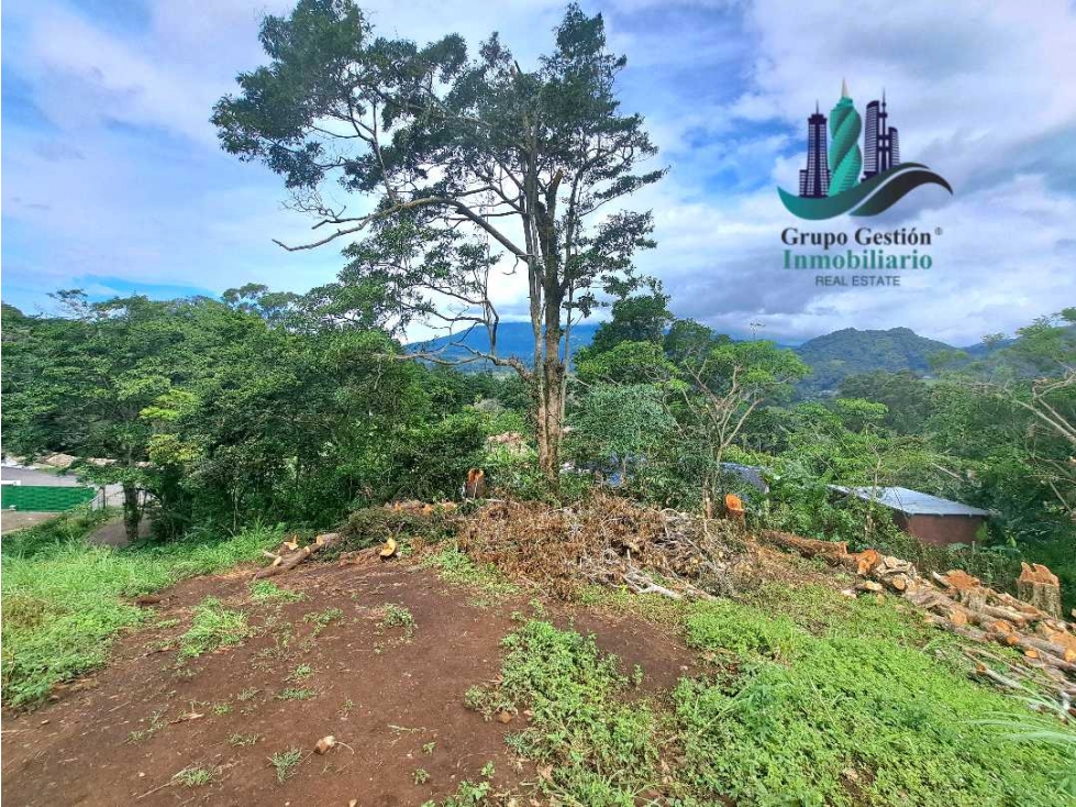 VENDO.CASA DE LUJO EN JARAMILLO — foto 3
