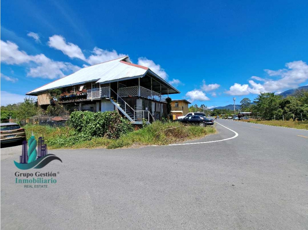 VENDO.CASA DOS NIVELES ESQUINA 250MTS NUEVA CALIFORNIA - 2