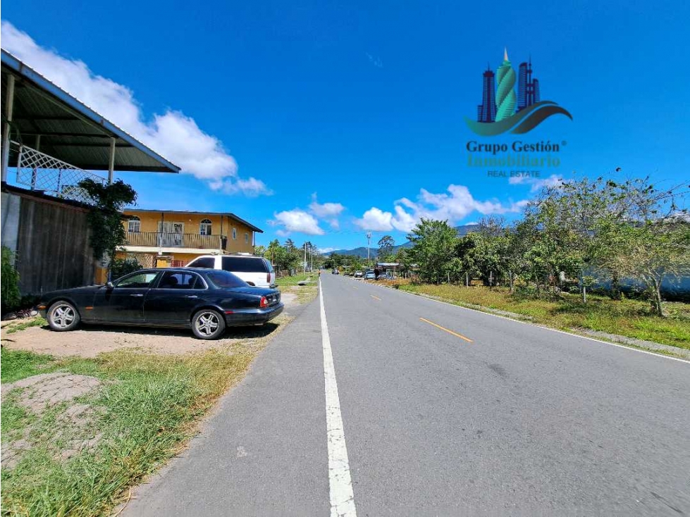 VENDO.CASA DOS NIVELES ESQUINA 250MTS NUEVA CALIFORNIA - 4