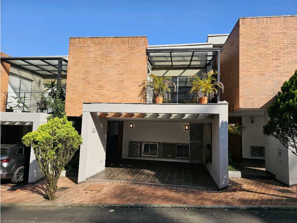 VENDO/CASA/POBLADO