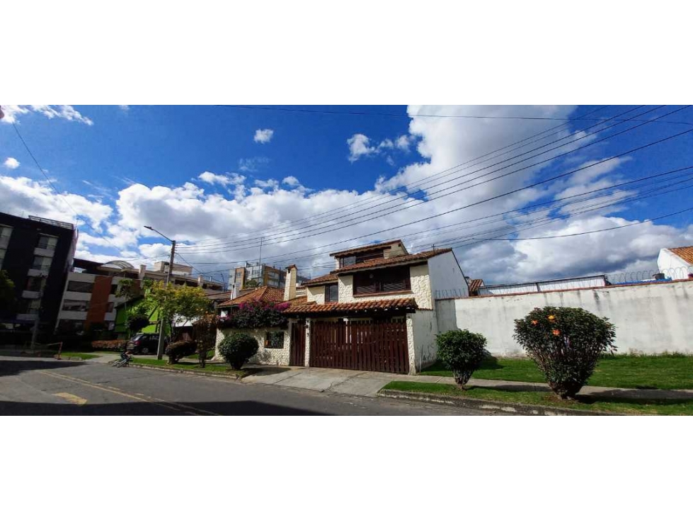 VENDO CASA EN SANTA BARBARA CENTRAL ALTiILLO Y JARDIN (VM) — foto 2