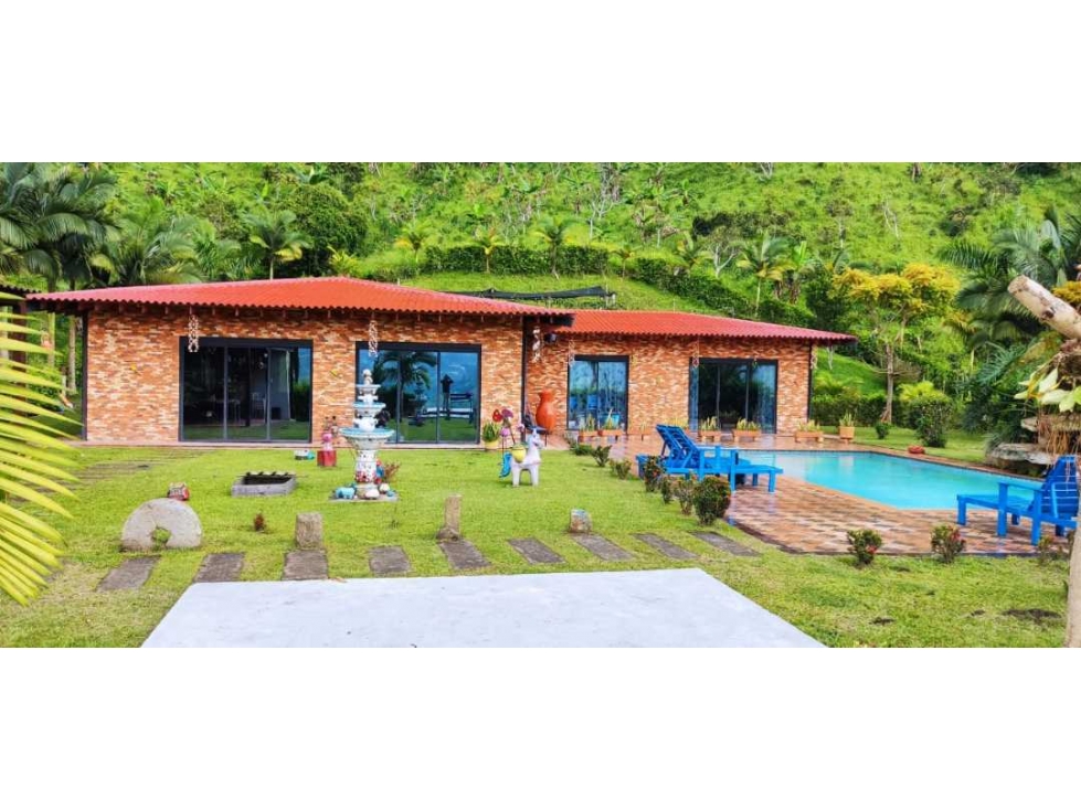 VENPERMUTO FINCA en La Vega, 3 fanegadas- 3 casas. YG - 5