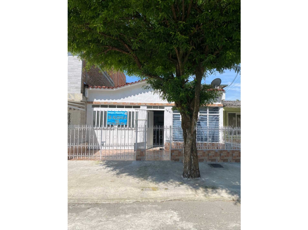 VENTA DE CASA EN EL PRADO CON AMPLIOS ESPACIOS EN PALMIRA VALLE