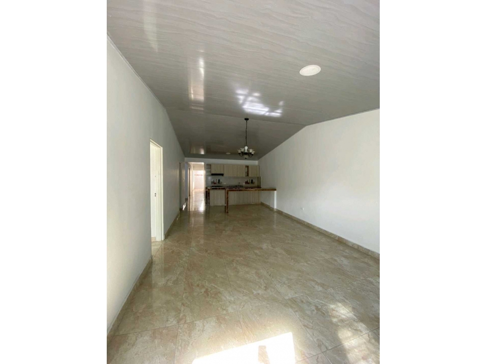 VENTA DE CASA EN EL PRADO CON AMPLIOS ESPACIOS EN PALMIRA VALLE — foto 2