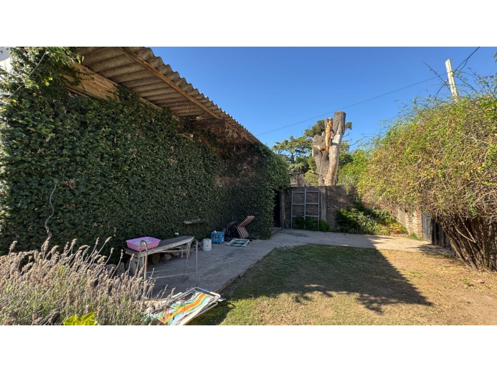 Venta casa 4 AMB a mts del colegio renacimiento PASO DEL REY - 4