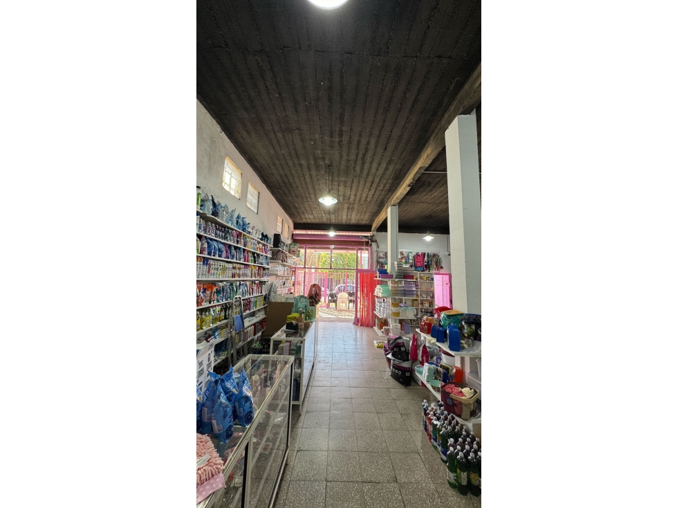 Venta local comercial+ 2 deptos 2 AMB - Merlo - 3