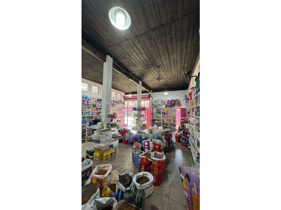 Venta local comercial+ 2 deptos 2 AMB - Merlo - 5