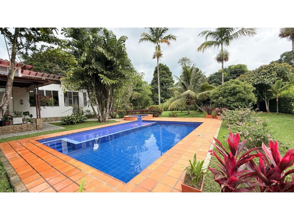 SE VENDE CASA CAMPESTRE EN LA VIA ARMENIA- EL AEROPUERTO — foto 3