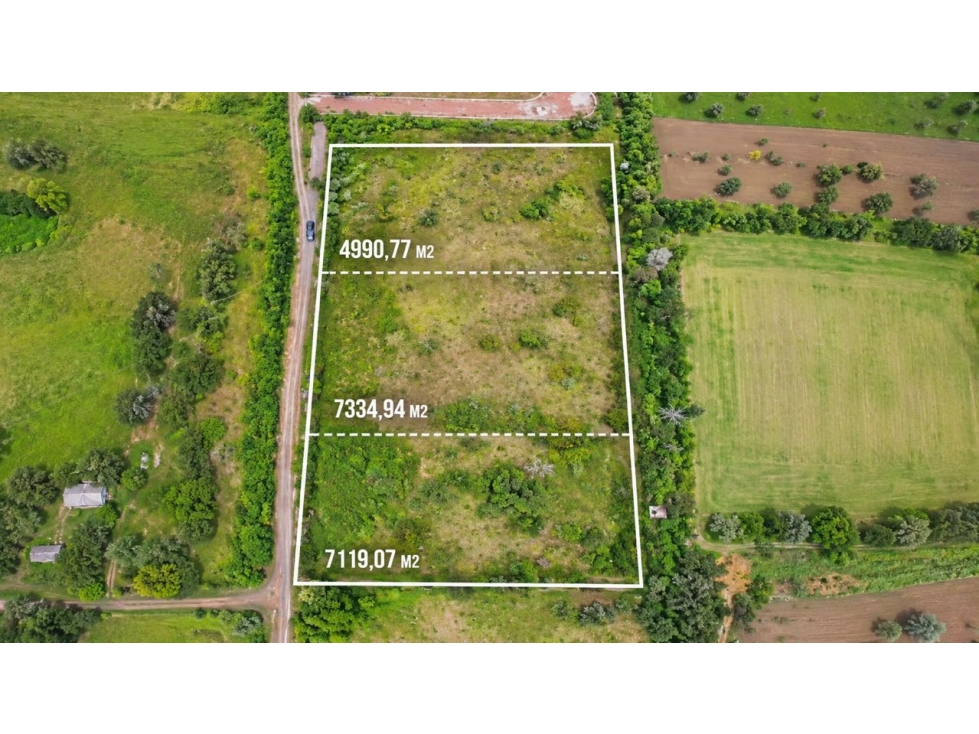 Terreno en Venta en Puembo - 1