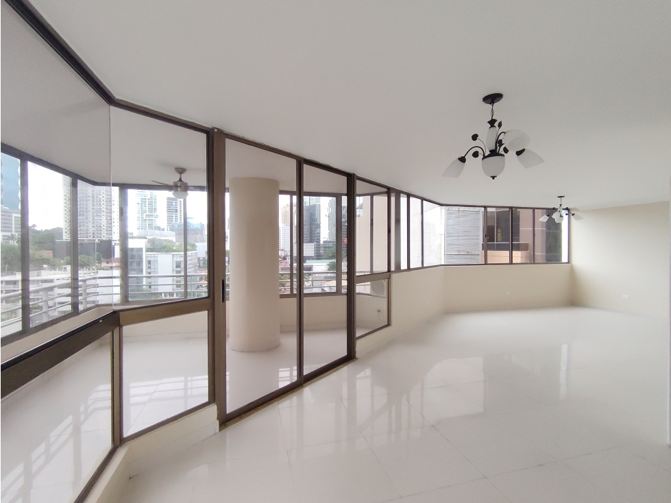 Venta 183 m² | 3 Recámaras y 2 Parking | PH Tower One Marbella