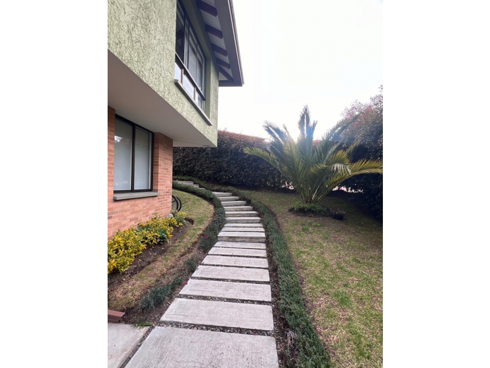 Venta 195mts. Macadamia, La Calera, 3 habs, pérgola, estudio, estar. — foto 3