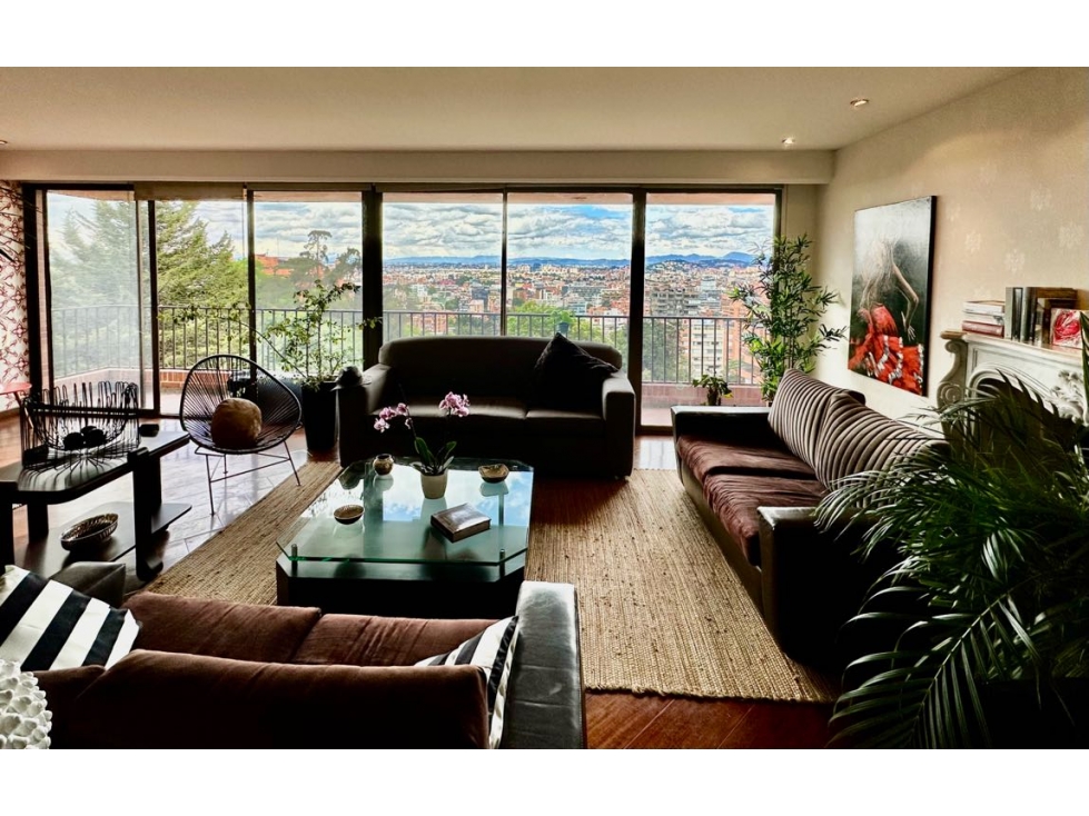 VENTA 245m2 + 15 de Balcones ROSALES