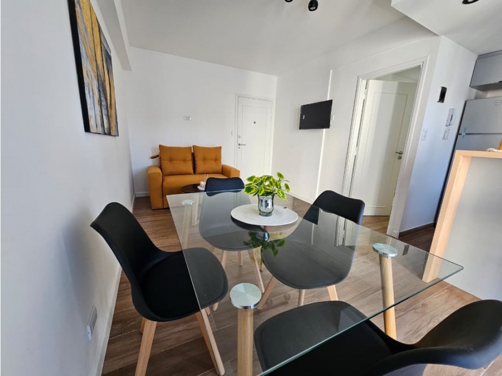 VENTA 2 AMBIENTES RECICLADO CON BALCON Y PARRILLA - 3