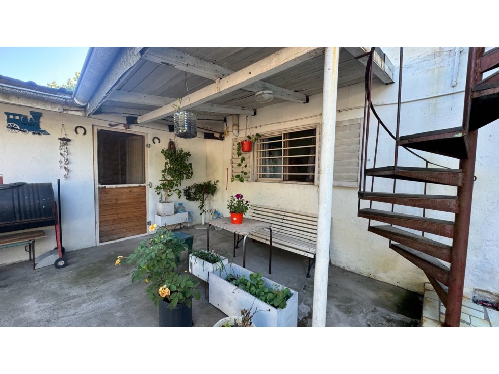 Venta casa 2 plta 6 amb Paso Del Rey — foto 4
