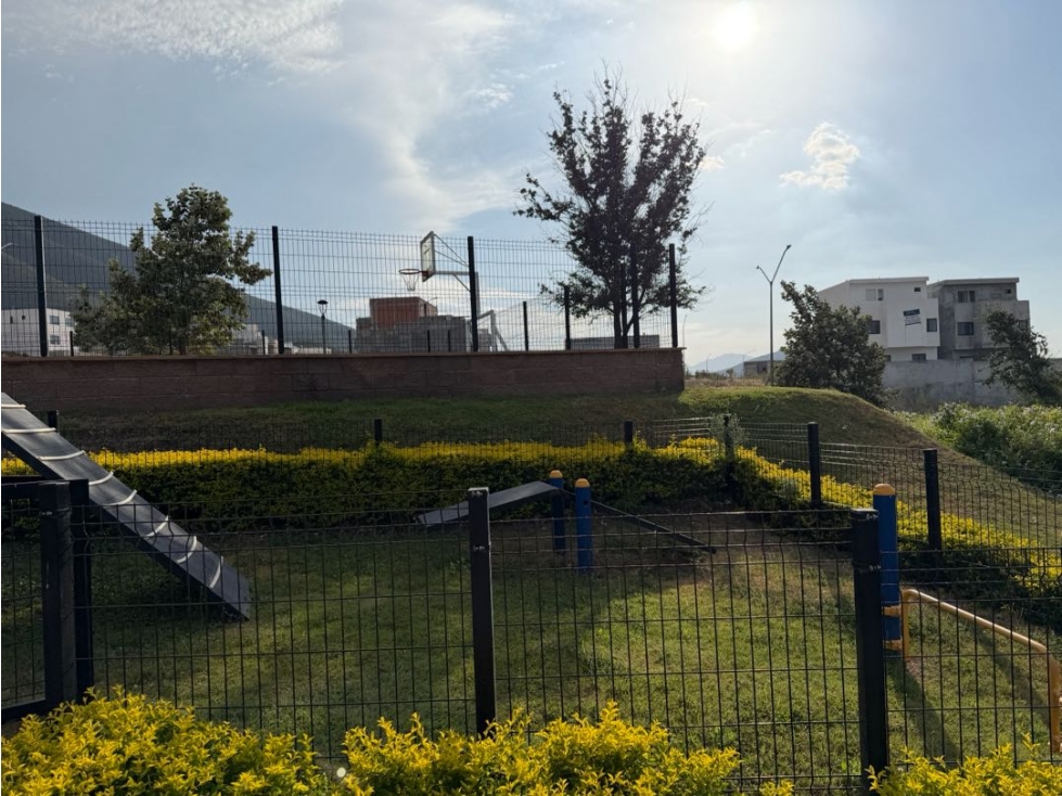 Venta 2 Terrenos juntos / Solana /Dominio Cumbres/ Arriba de Leones — foto 4