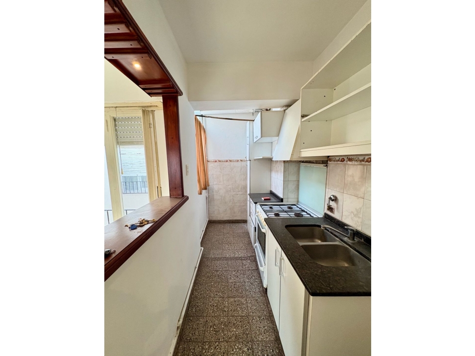 VENTA 3 ambientes contrafrente con cochera fija, Barrio Chauvin — foto 6