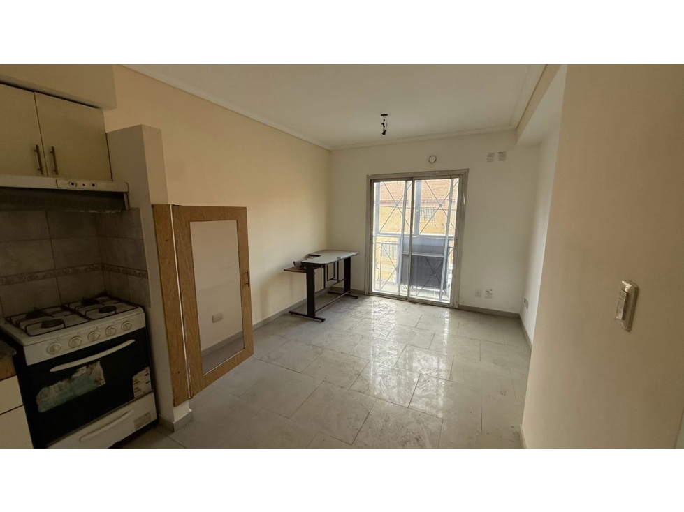 VENTA 3 AMBIENTES CON COCHERA DOBLE EN LANUS OESTE - 3