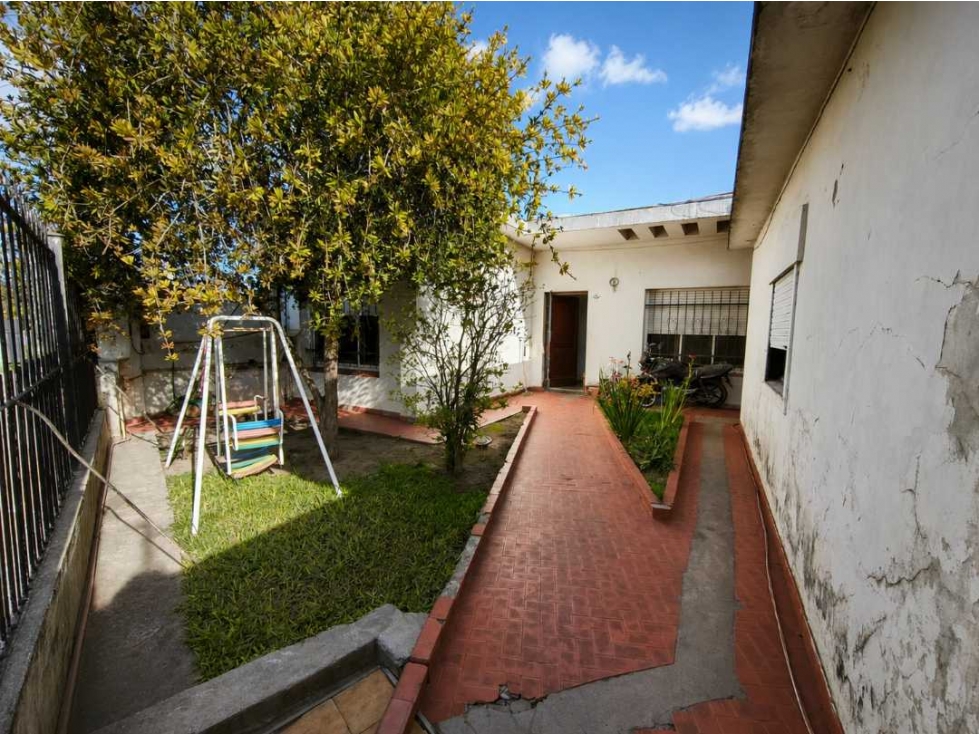Venta 4 casas en un mismo terreno - Paso Del Rey Centro - 2