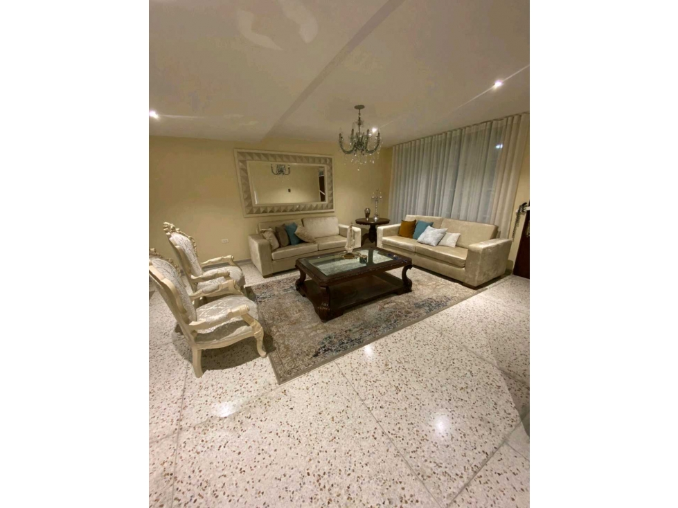 Venta / alquiler casa sector ciudad jardin barranquilla